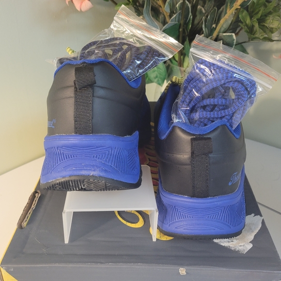 NWB Thorogood Day One Safety AST Low 9743790 composite sneaker shoes work boots - Picture 5 of 11